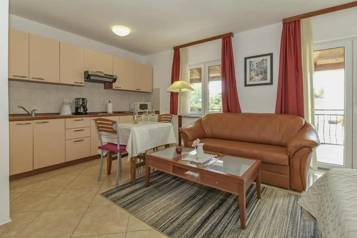 ** Guest house Eva In Porec * Istrien Vrvari Croatia